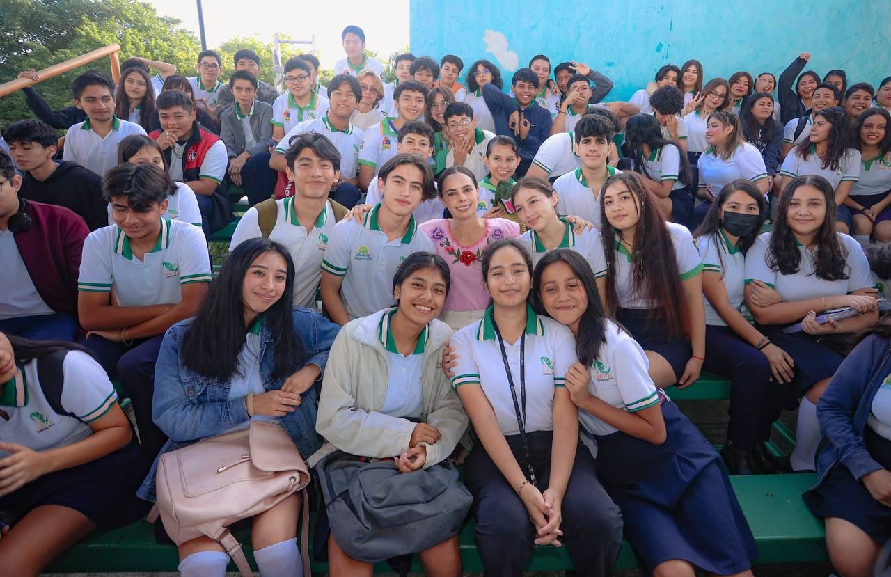 uploads/6/32/01 (565).Jpeg